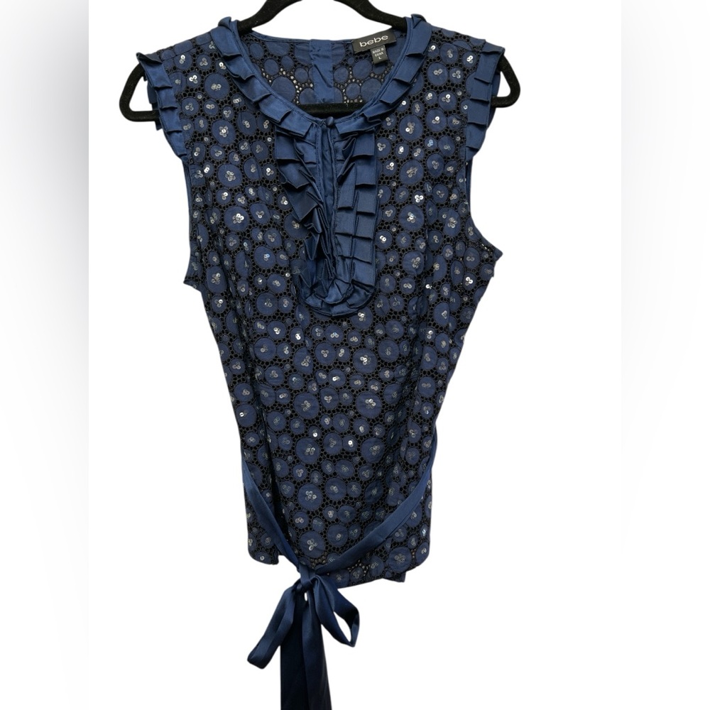 Bebe Navy Cotton Eyelet Lace & Silk Trim, Tie-Waist Blouse - L - Picture 2 of 6